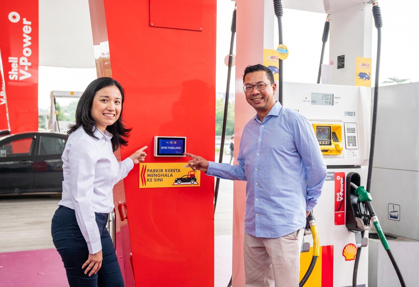 Shell Malaysia launches cashless payments via Touch 'n Go RFID