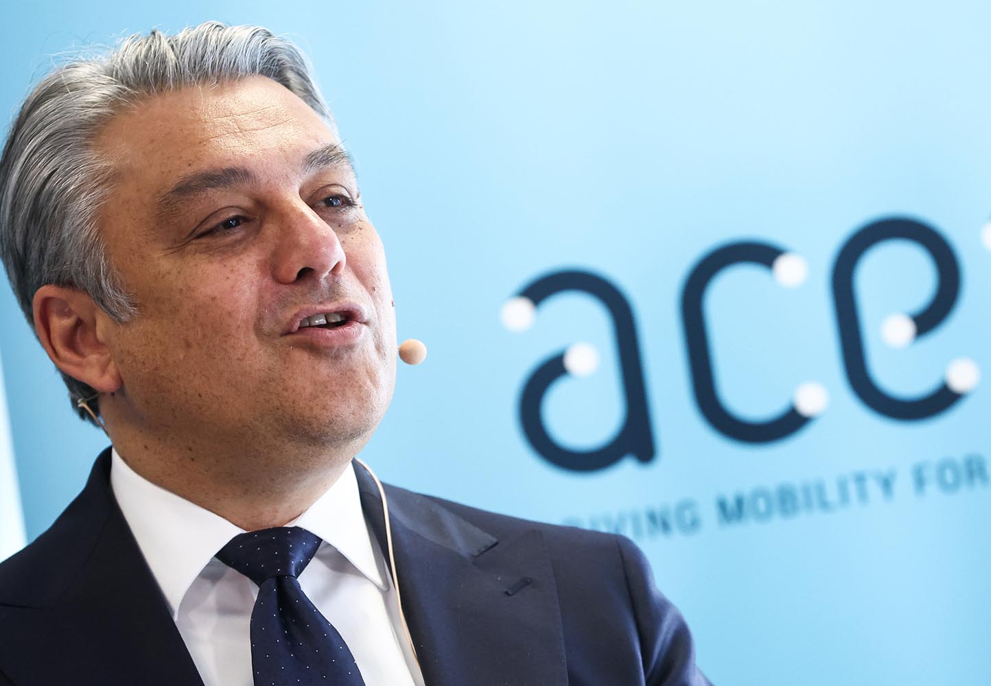 ACEA unveils roadmap for sustainable EU Mobility, led by industry CEOs