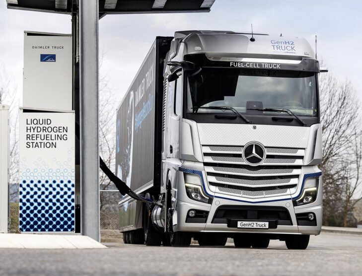 Daimler, Linde develop "subcooled" liquid hydrogen truck refueling