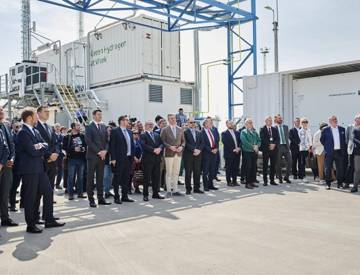 MOL launches largest green hydrogen plant in Central Europe