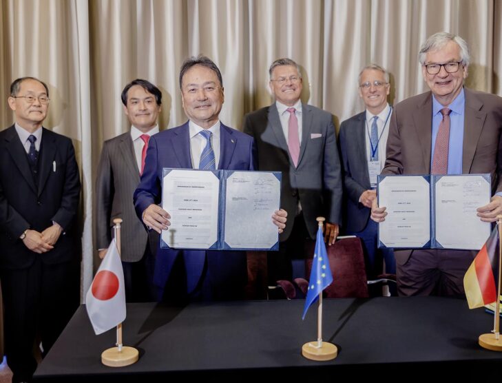 Daimler and Kawasaki partner to optimise liquid hydrogen supply chain