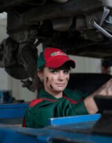 Castrol expands aftermarket offerings with new partnerships in filters and batteries