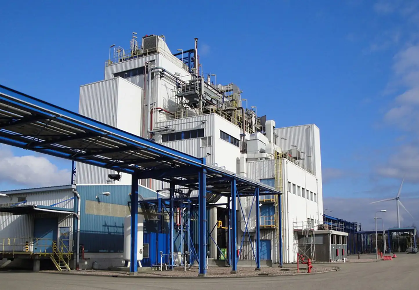 OQ Chemicals sells esters plant in Amsterdam to Perstorp